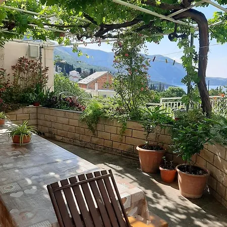 Adria Πανσιόν 3*