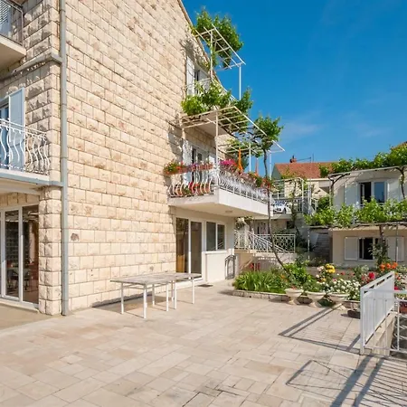 Adria 게스트하우스 믈리니