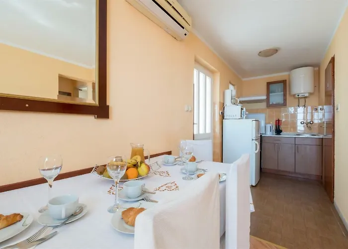 Guest house Adria Mlini