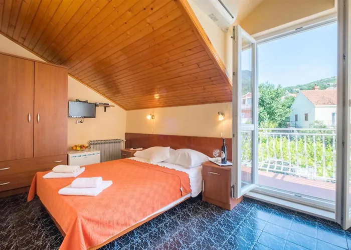 Guest house Adria Mlini