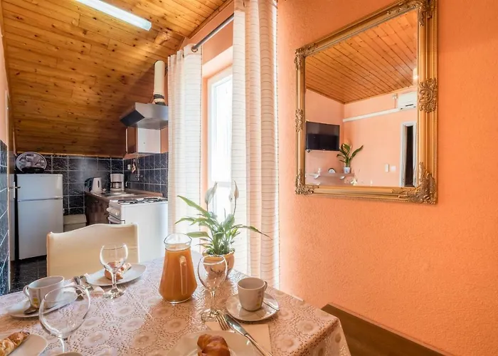 Guest house Adria 3*